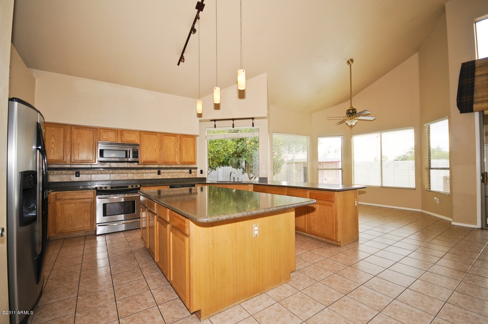 7037 E Monte Cir, Mesa, AZ 85209 - photo 1