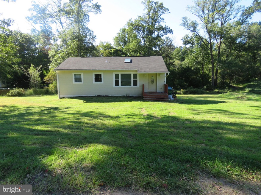 7516 Dogwood Rd, Sykesville, MD 21784 - photo 1