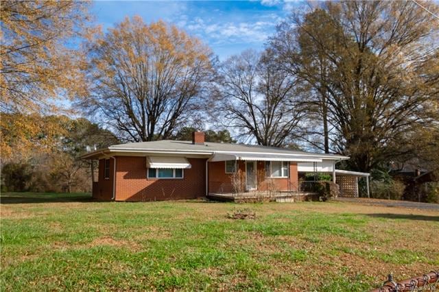 4756 Rainbow Dr, Kannapolis, NC 28081 - photo 1