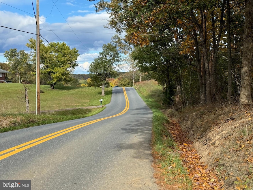 14015 Winchester Grade Rd, Berkeley Springs, WV 25411 - photo 1