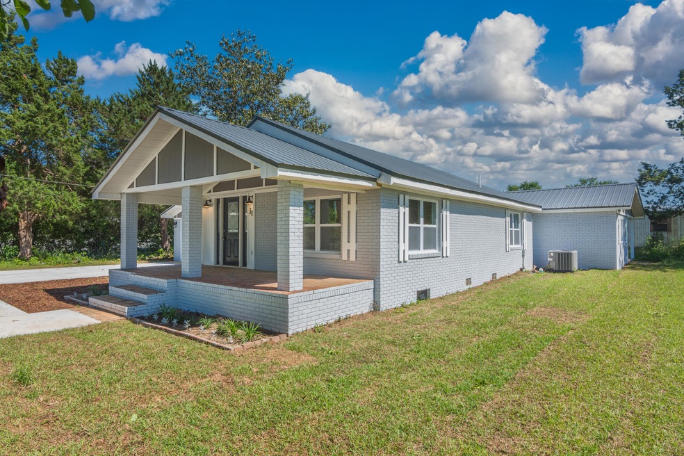 3032 Adams Rd Exterior-3