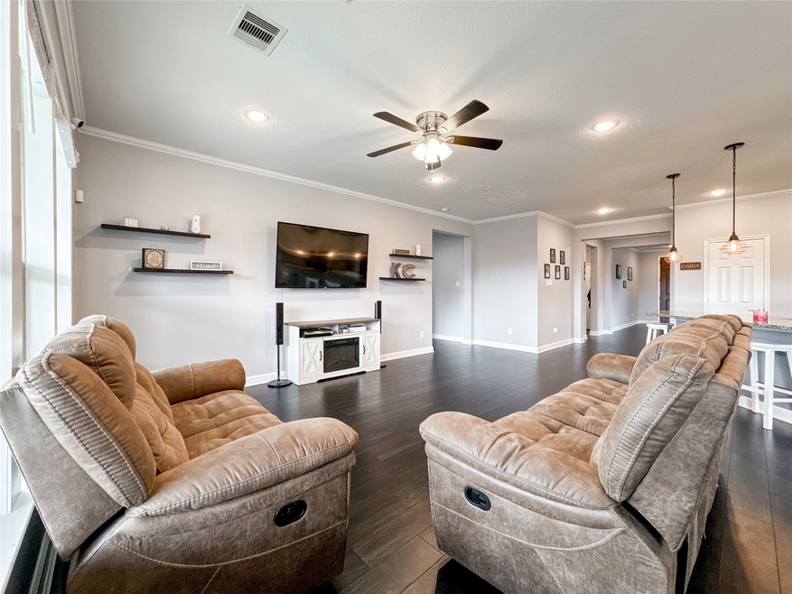 3621 Belmore Ln, Pearland, TX 77584 - photo 1