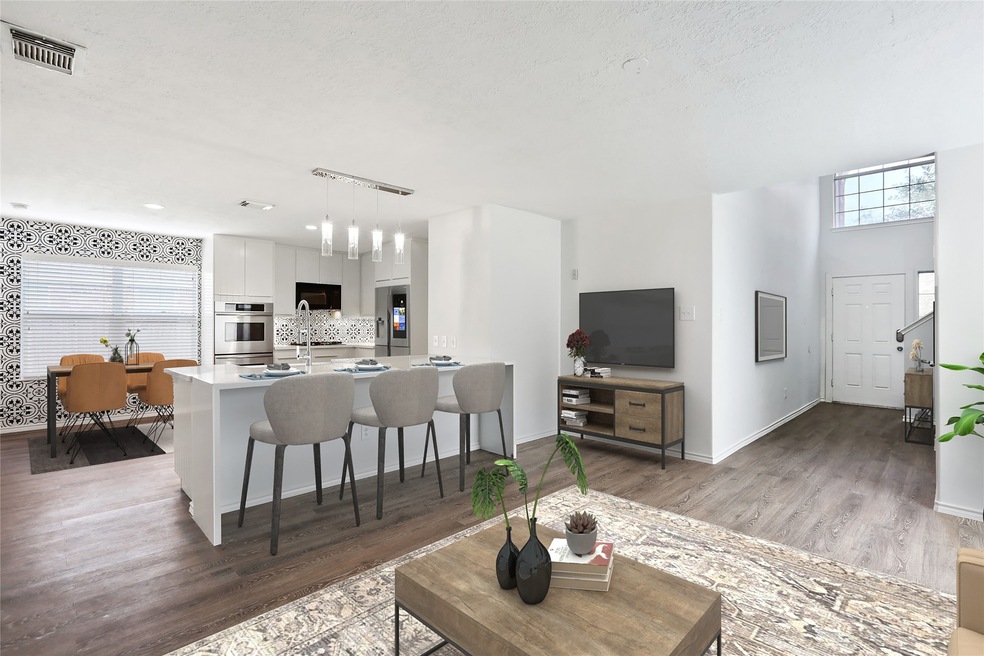 1431 Barras St, Alvin, TX 77511 - photo 1