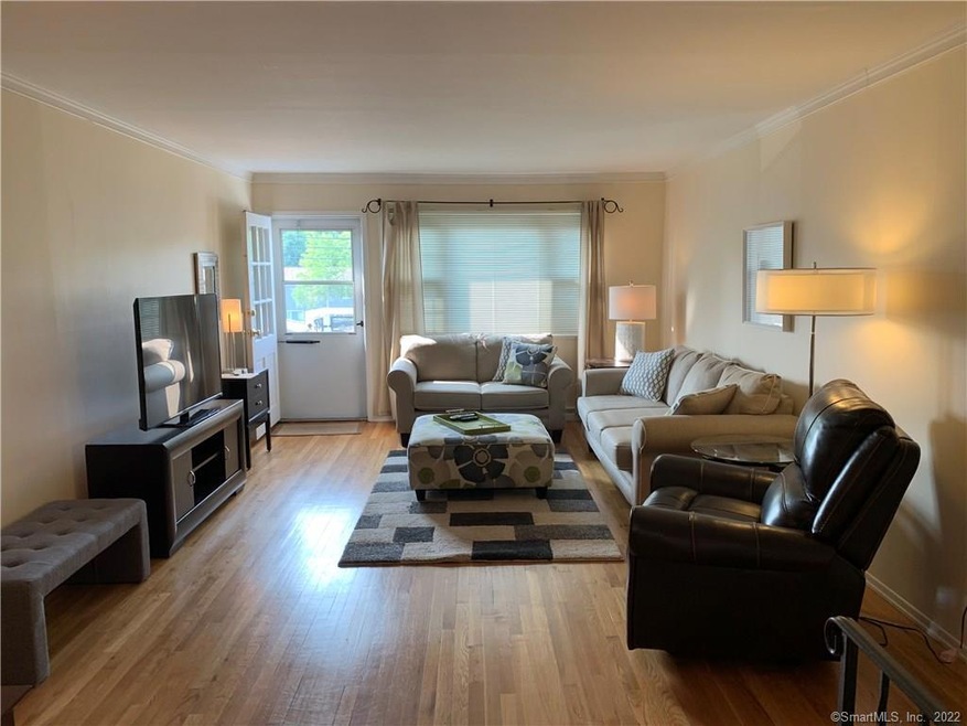 245 Unquowa Rd unit 28, Fairfield, CT 06824 - photo 1