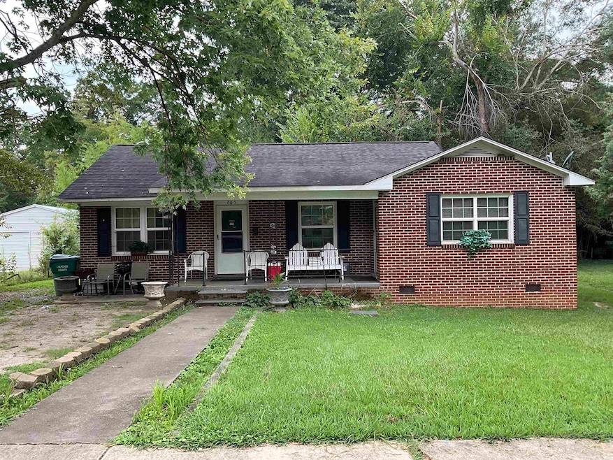 605 W Smith St, Gaffney, SC 29341 - photo 1