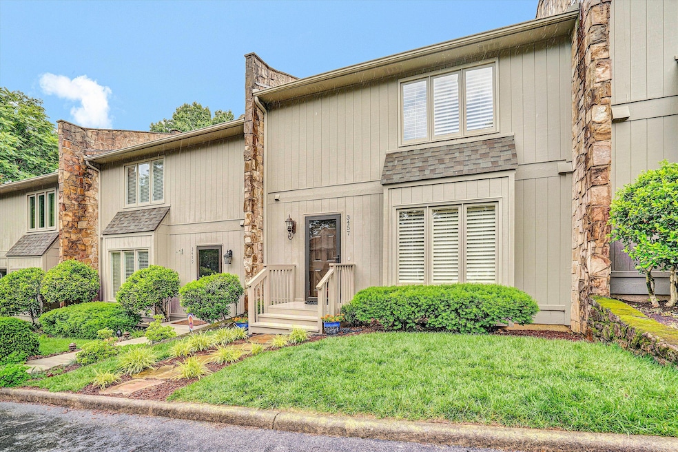 3457 Londonderry