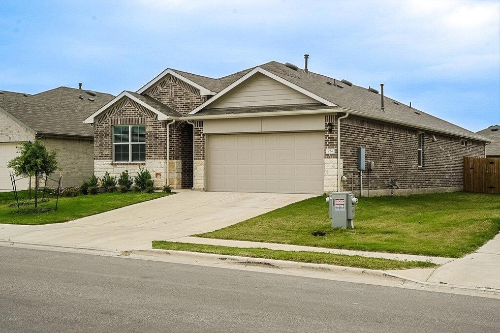 224 Briggs Ln, San Marcos, TX 78666 - photo 1