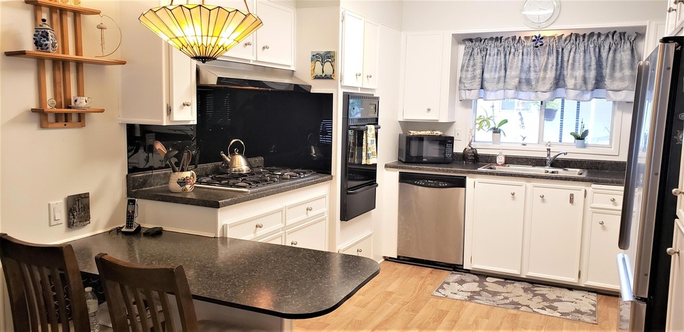 Remodeled Kitchen, Breakfast Bar