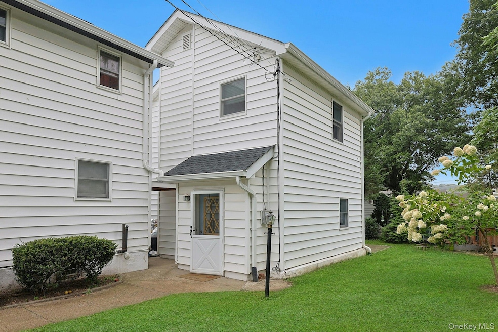 27 Leroy Ave, Valhalla, NY 10595 - photo 1