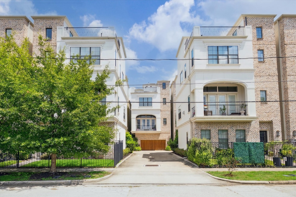 Welcome to Rice Military Manors!