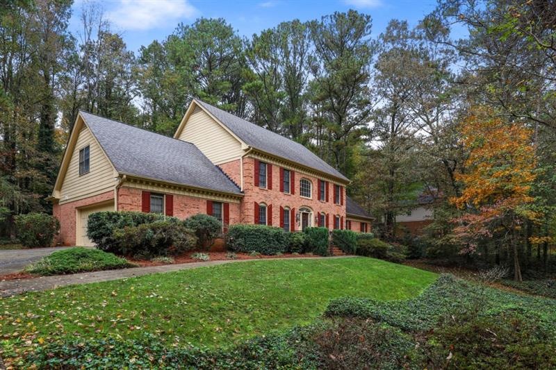 6077 Millstone Run, Stone Mountain, GA 30087 - photo 1