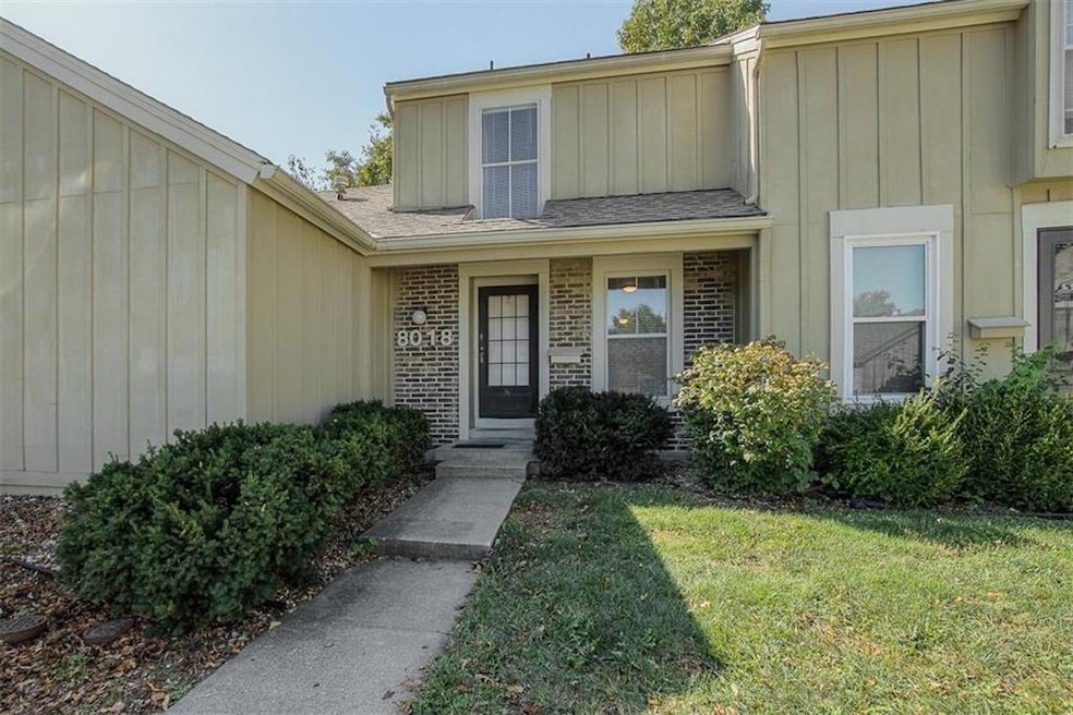 8018 Halsey St, Lenexa, KS 66215 - photo 1