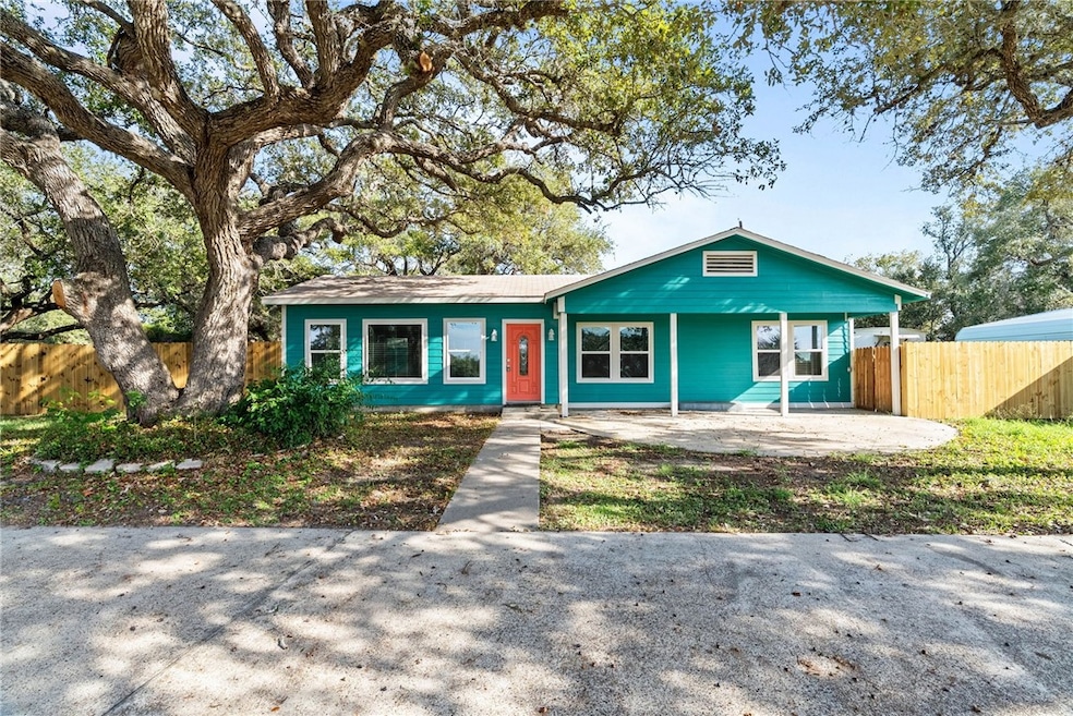 1166 Fm 1781, Rockport, TX 78382 - photo 1