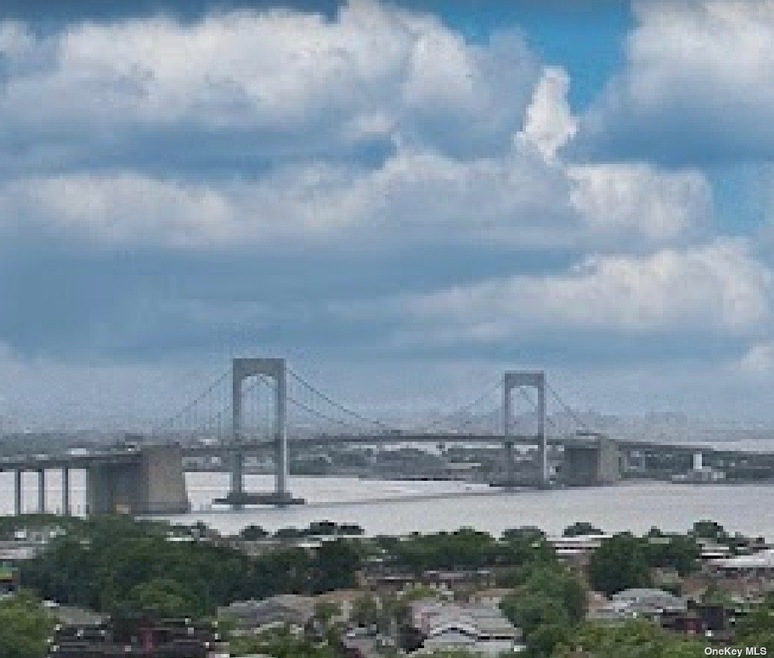 The Bay Club unit 19H, Bayside, NY 11360 - photo 1