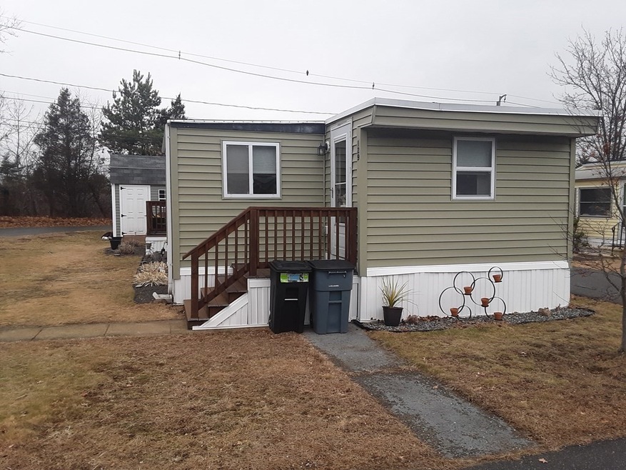 261 Newbury St unit 129C, Peabody, MA 01960 - photo 1