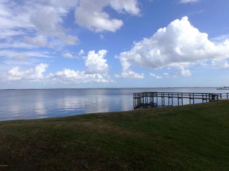 Community Dock & Fishing Pier