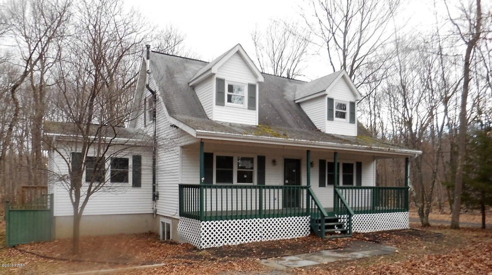 363 Swallow Cir, Lehman Township, PA 18324 - photo 1