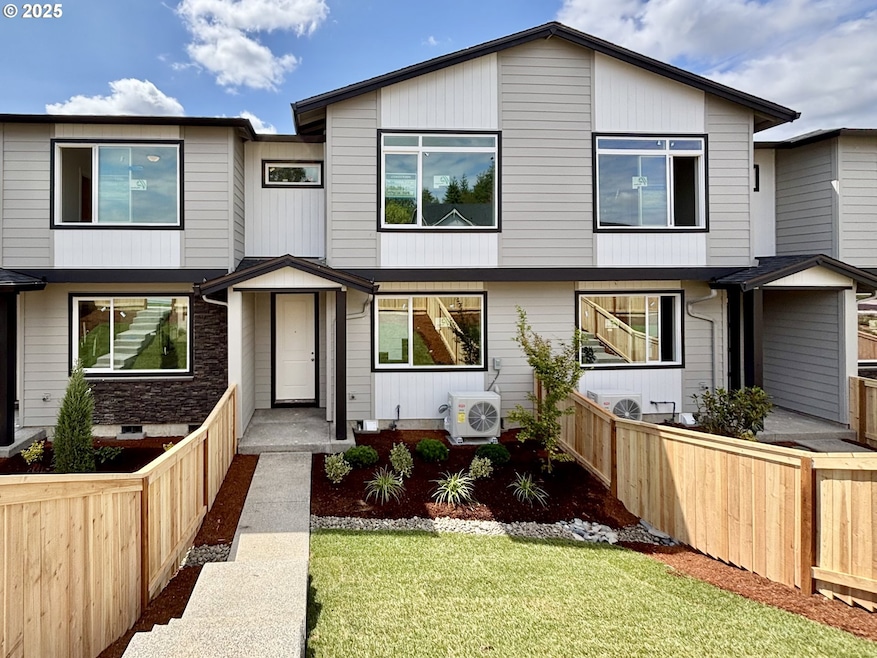 Sold $434,252 • Co-Listing Agent