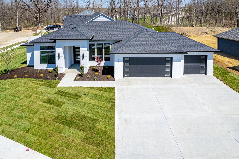 Exteriors 4_14 (21)