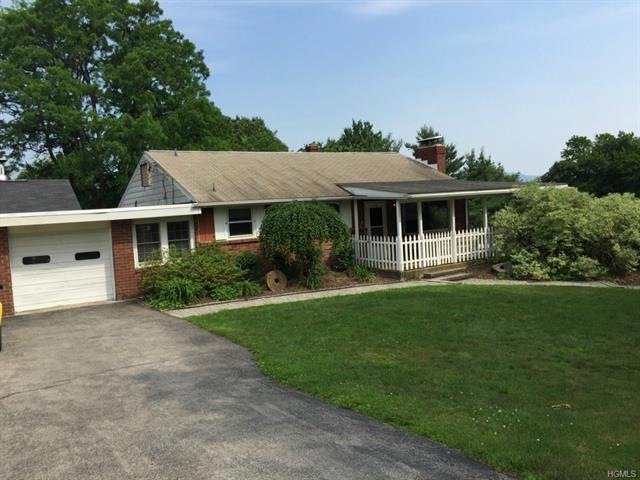 44 Morris Dr, Newburgh, NY 12550 - photo 1