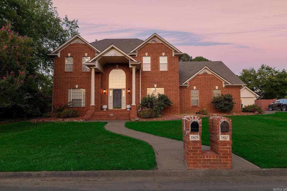 1810 Royal Dr, Conway, AR 72034 - photo 1