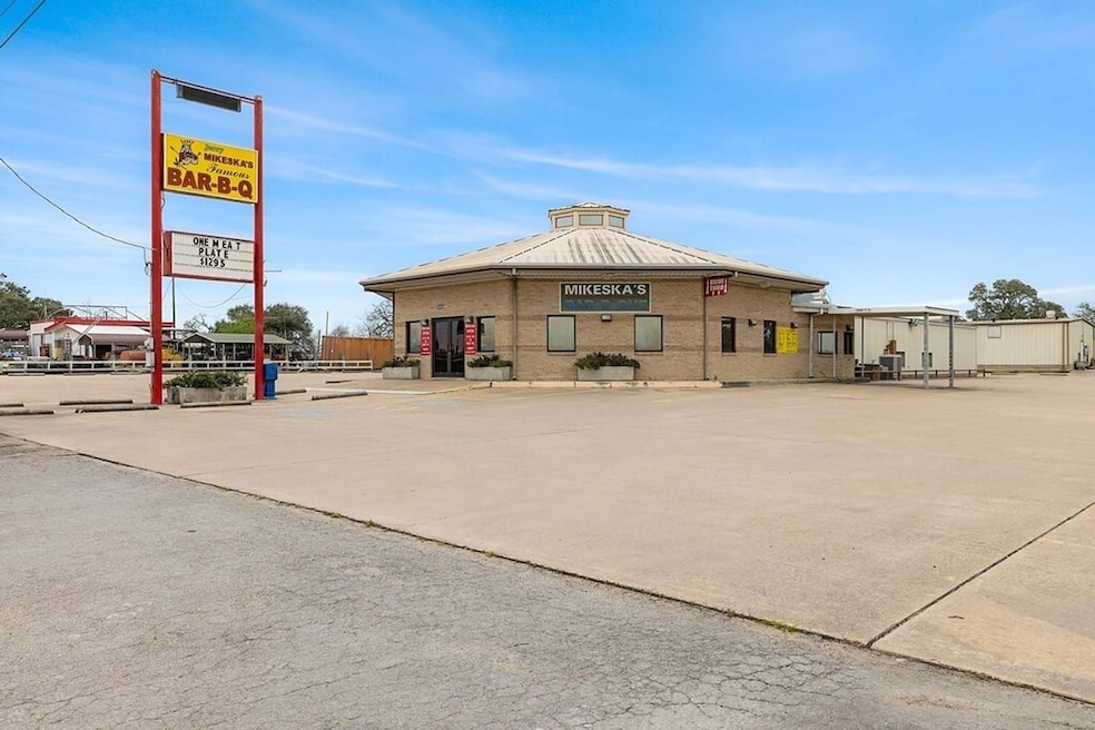 4053 Highway 90, Columbus, TX 78934 - photo 1