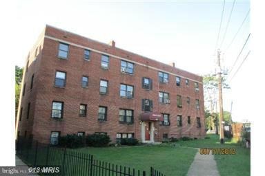 613 Hamlin St NE unit 12, Washington, DC 20017 - photo 1