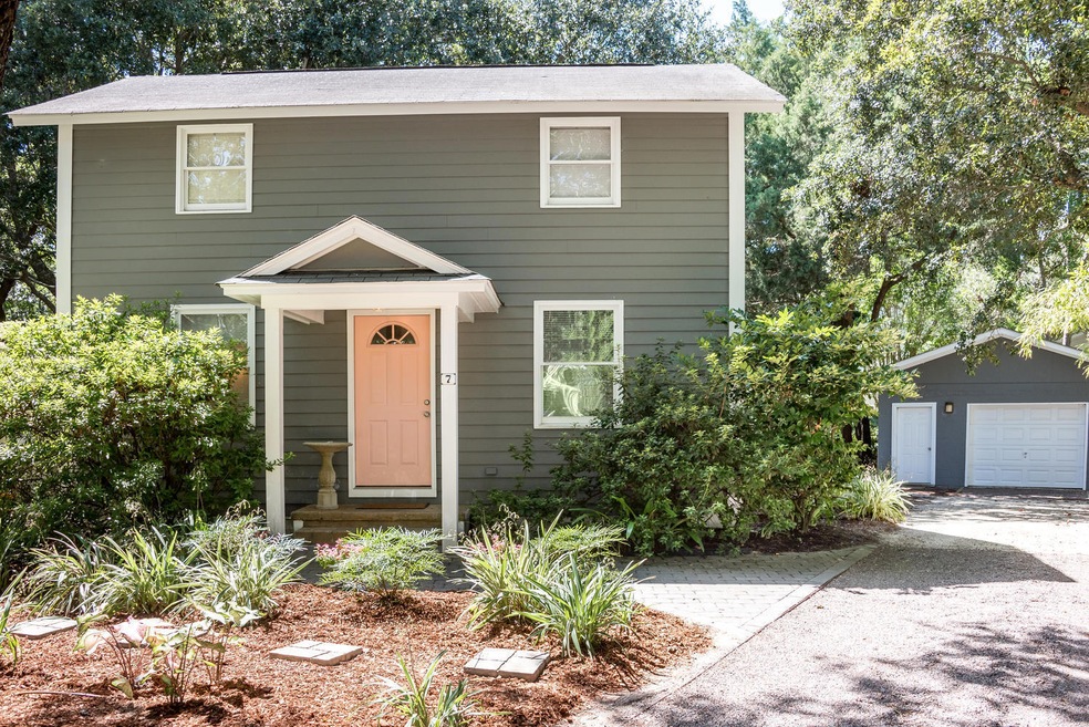 Charming Cottage with Garage