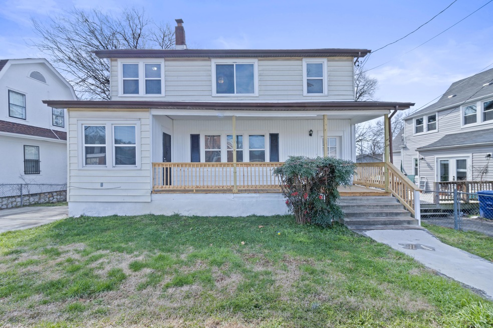 2406 E 4th St, Chattanooga, TN 37404 - photo 1