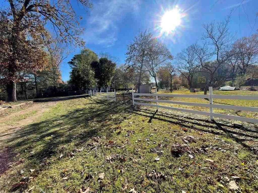 251 Presley Rd, Texarkana, TX 75501 - photo 1