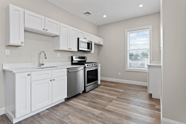 14 Msgr Patrick j Lydon Way unit 2, Boston, MA 02124 - photo 1