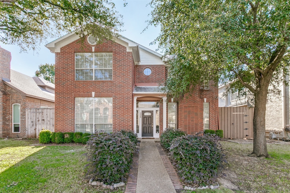 635 Burning Tree Ln, Coppell, TX 75019 - photo 1