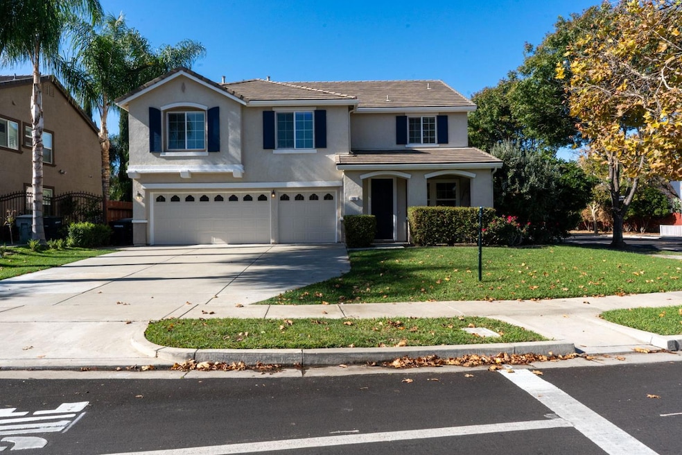 For Sale $489,000 • Co-Listing Agent