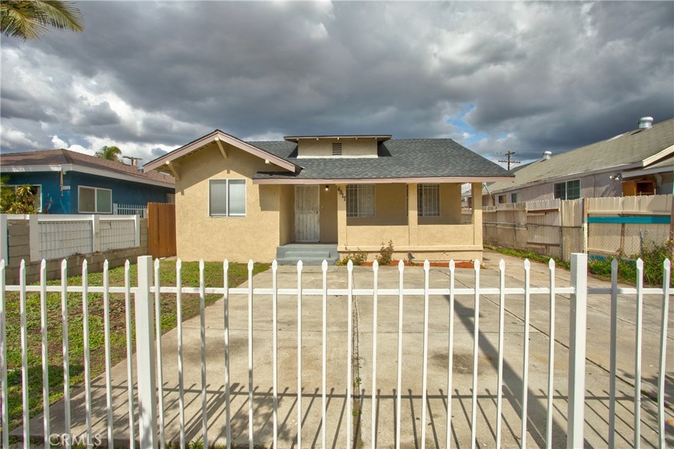 4817 Pickford St, Los Angeles, CA 90019 - photo 1