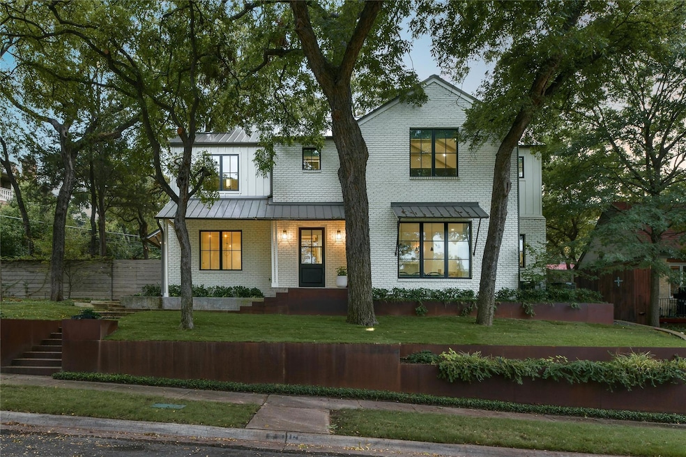 Sold • Co-Listing Agent