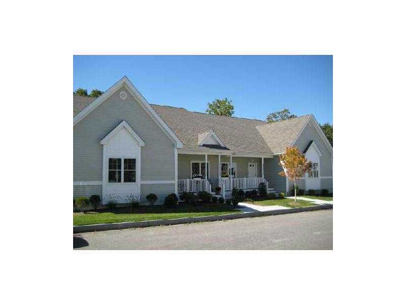15 Mill Stream Dr unit 56, Cumberland, RI 02864 - photo 1