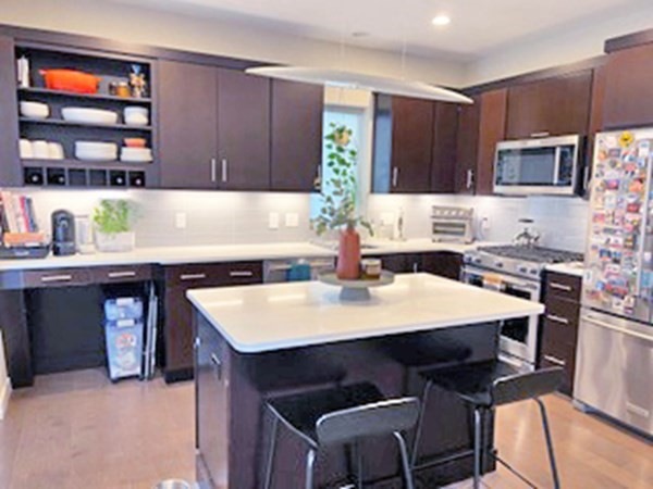 7 Howard St unit 4, Salem, MA 01970 - photo 1