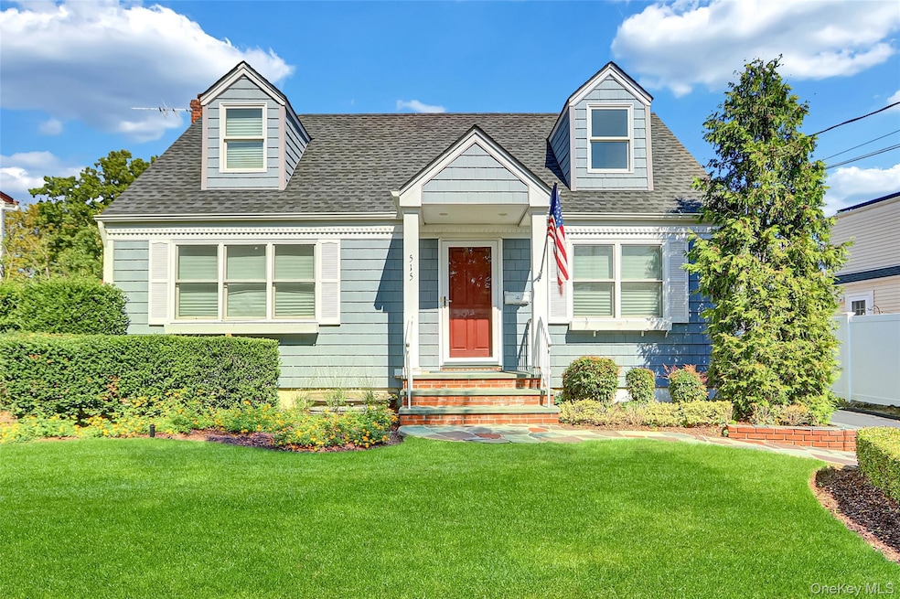 Pending $749,000 • Co-Listing Agent