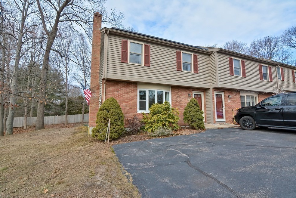 23 Potter Ave unit 1, Plainville, MA 02762 - photo 1