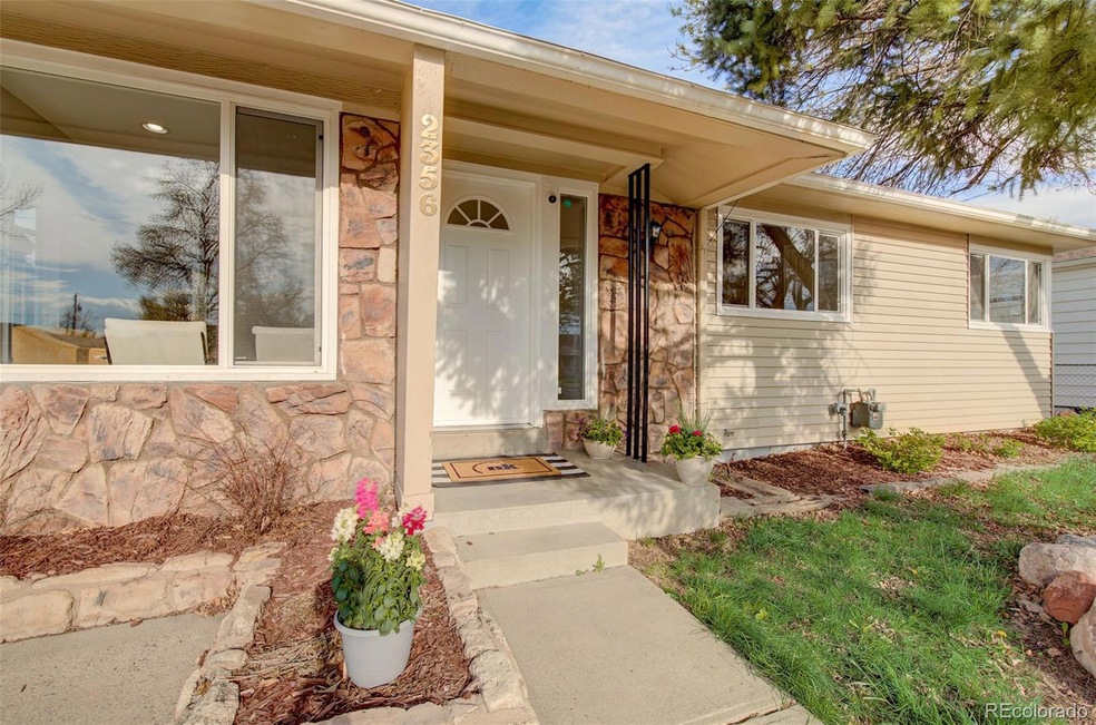 2356 Florence St, Aurora, CO 80010 - photo 1