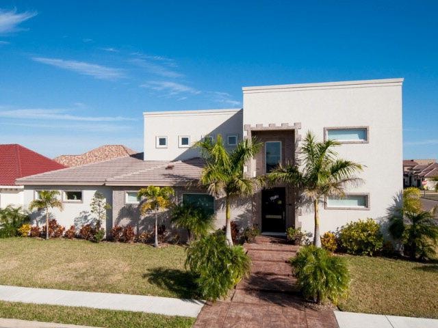 3718 Danubio Dr unit 47, Edinburg, TX 78539 - photo 1