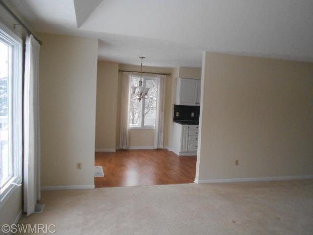 2045 N Terrace Ln NE, Grand Rapids, MI 49505 - photo 1