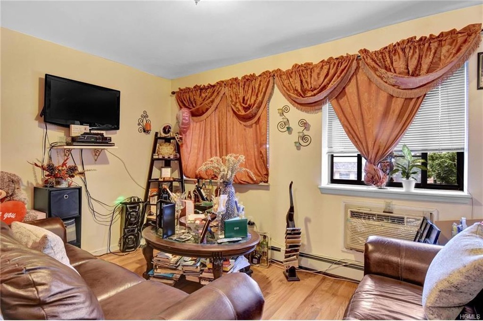 724 E 217th St unit 3A, Bronx, NY 10467 - photo 1