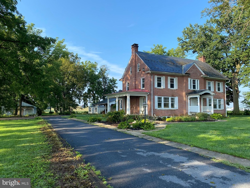 2574 Lincoln Hwy E, Ronks, PA 17572 - photo 1