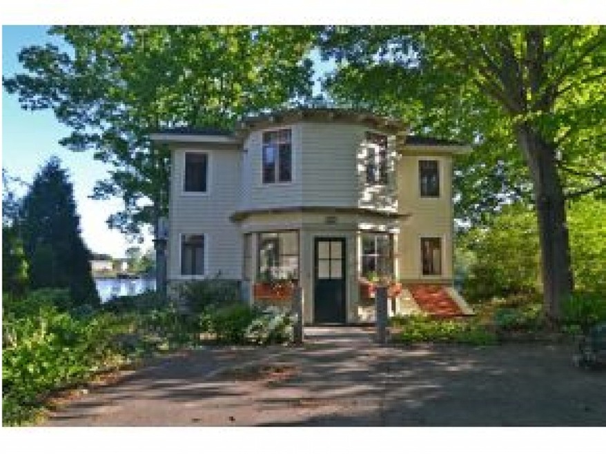 84 Whipple Rd, Kittery, ME 03904 - photo 1