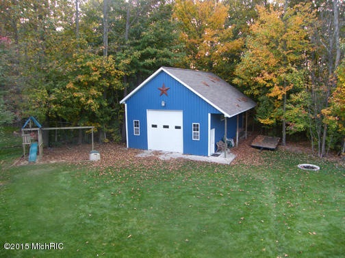 4288 Bramblewood Ct, Dorr, MI 49323 - photo 1