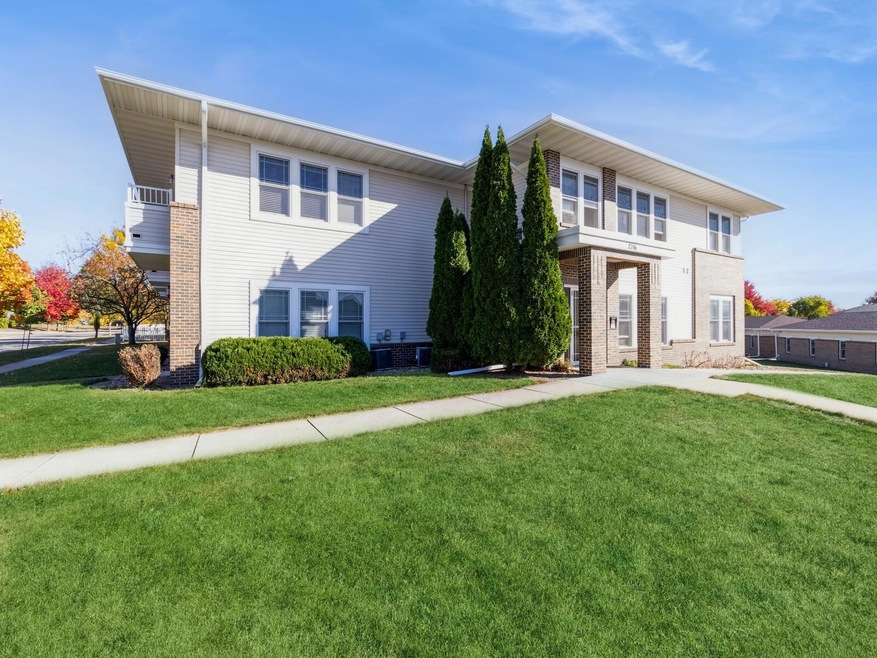 01_2316AspenRd_2001_BrokerageWebsite_160