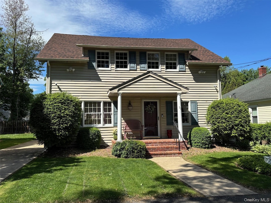 Pending $450,000 • Co-Listing Agent