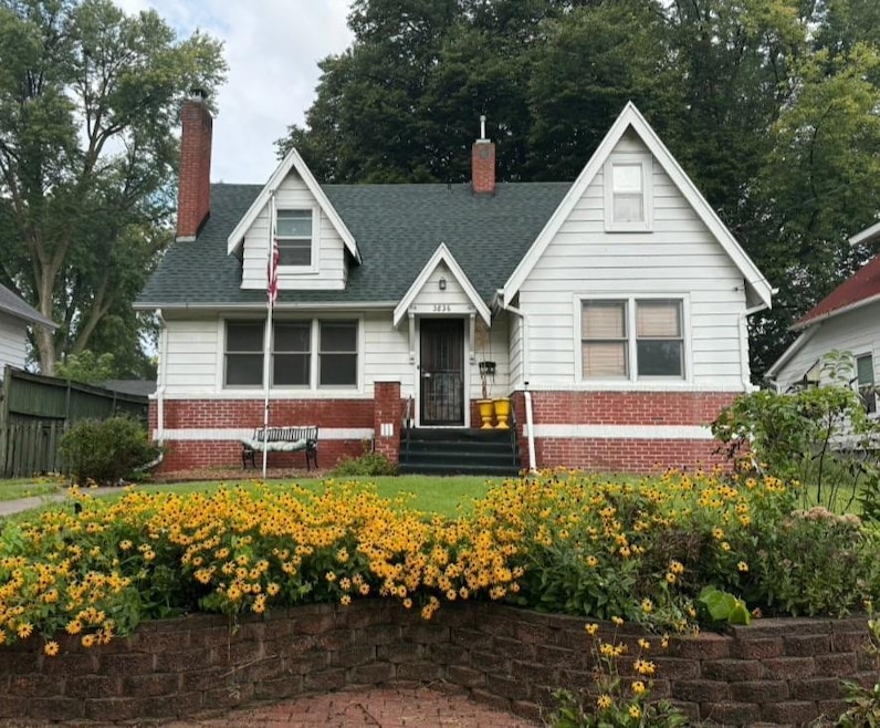 3836 8th Place, Des Moines, IA 50313 - photo 1