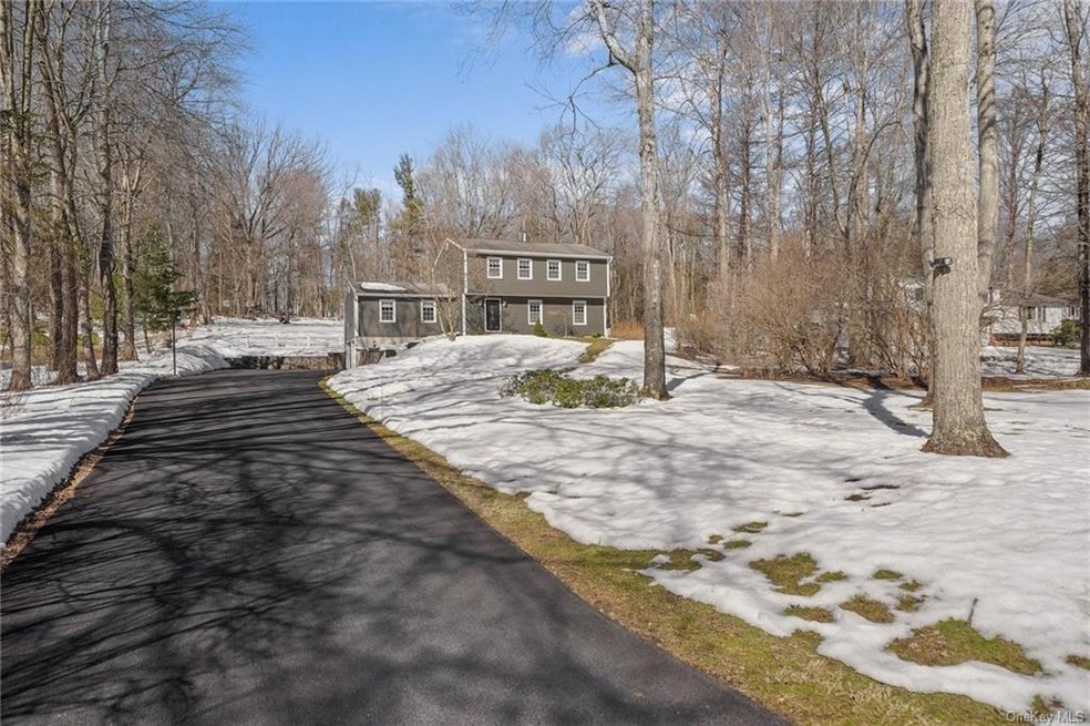 12 Pinebrook Loop, Hopewell Junction, NY 12533 - photo 1